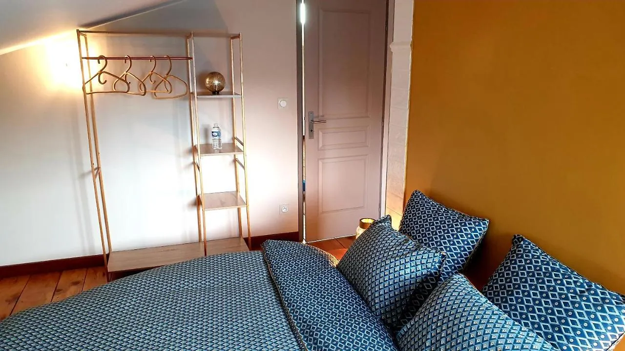 Blue Lagoon Suites&Spas Piscine Montauban