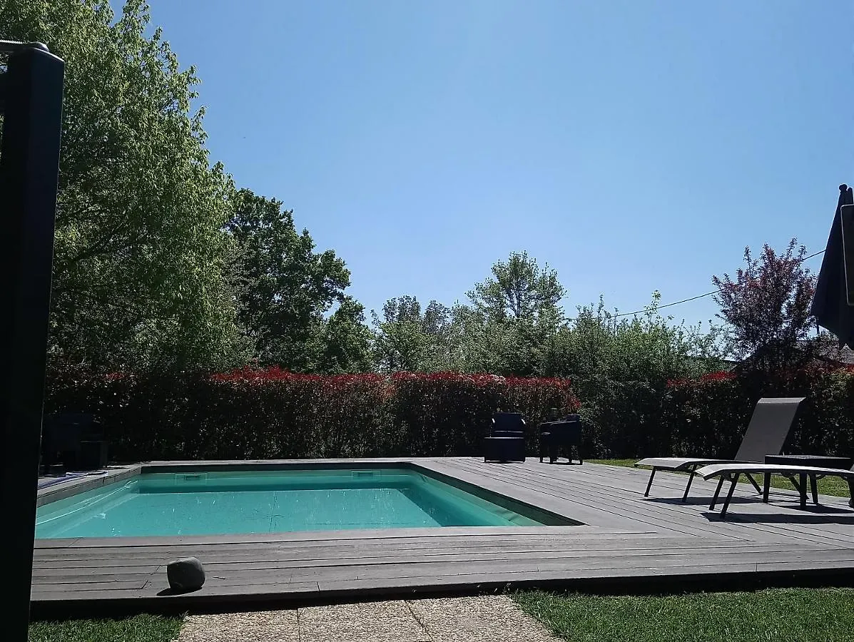 Blue Lagoon Suites&Spas Piscine Montauban 3*,  France